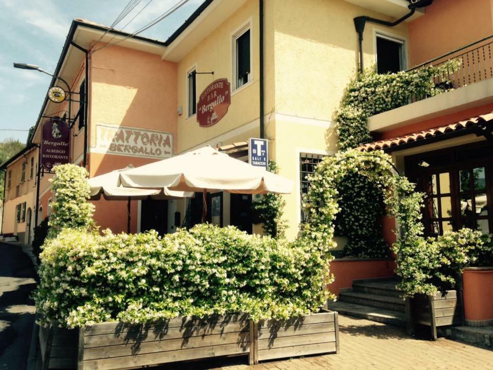 Albergo Ristorante Bergallo Tovo San Giacomo Exterior foto
